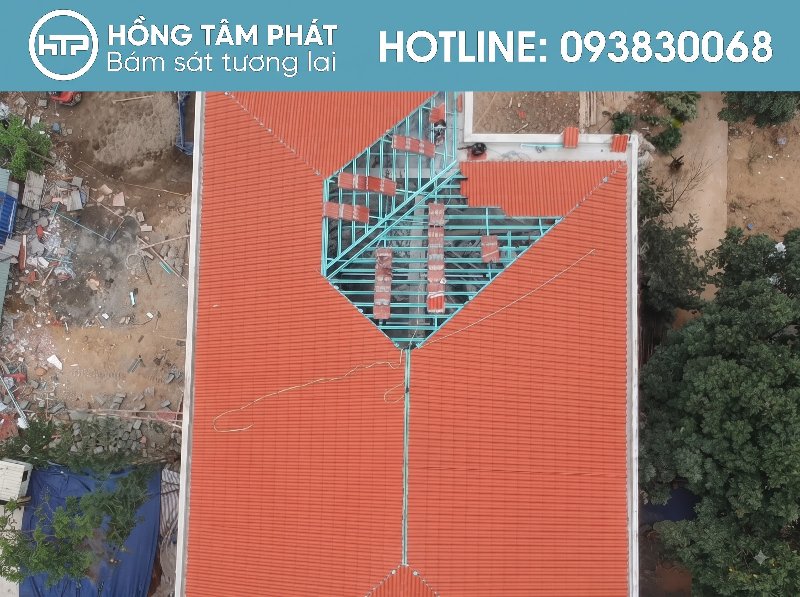 Chuyên gia HTP Hướng Dẫn Kỹ Thuật Lợp Ngói chuẩn an toàn công trình.