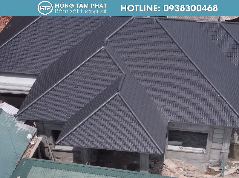 Hotline 0938300468 tư vấn Quy trình thi công ngói úp nóc hoàn hảo nhất.