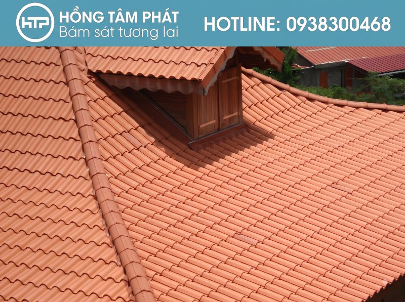 Bàn giao mái ngói sau Quy trình thi công ngói úp nóc đẹp không tì vết.
