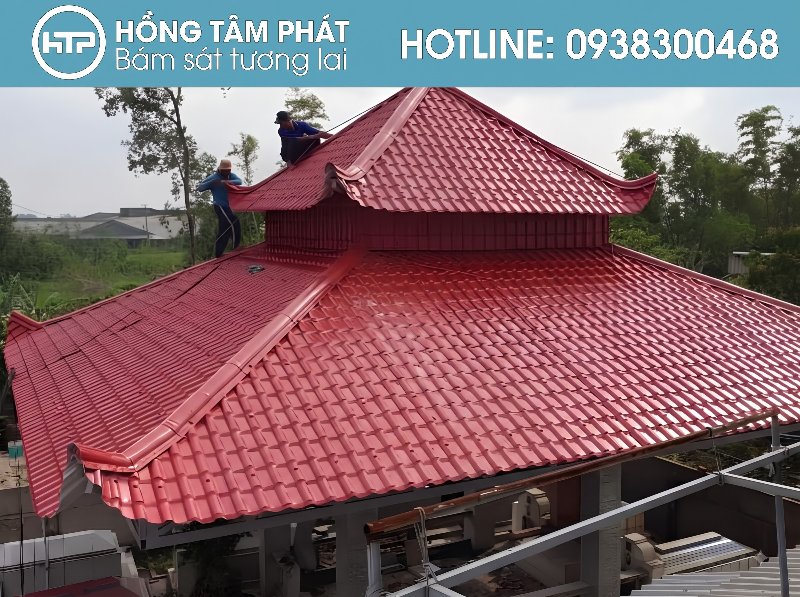 Áp dụng Cách Lợp Tôn Giả Ngói giúp công trình nhẹ móng vững chắc.