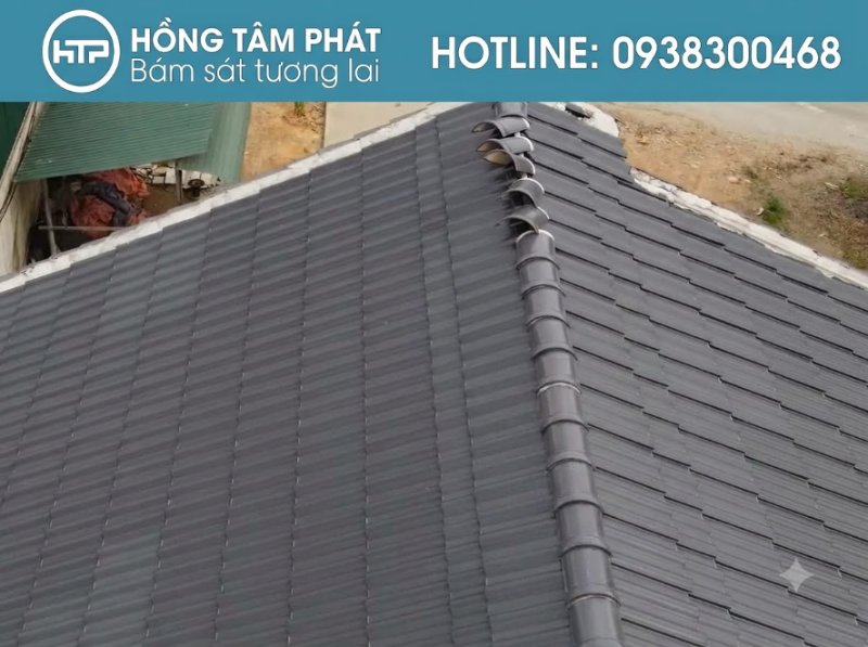 Các bước trong Quy trình thi công ngói úp nóc đảm bảo thẩm mỹ mái nhà.