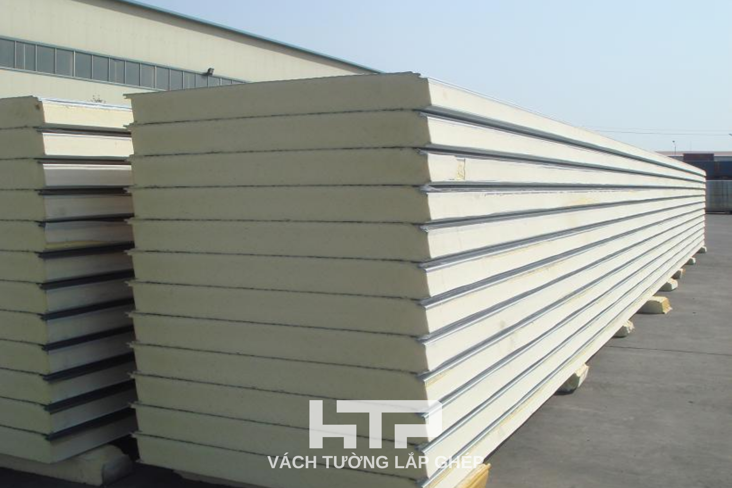 panel-PU-lap-ghep-tuong
