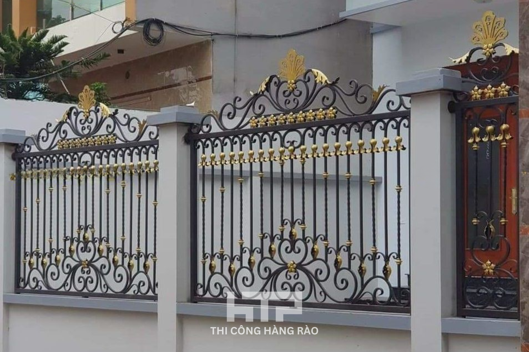 dịch-vu-thi-cong-hang-rao-sat-thep