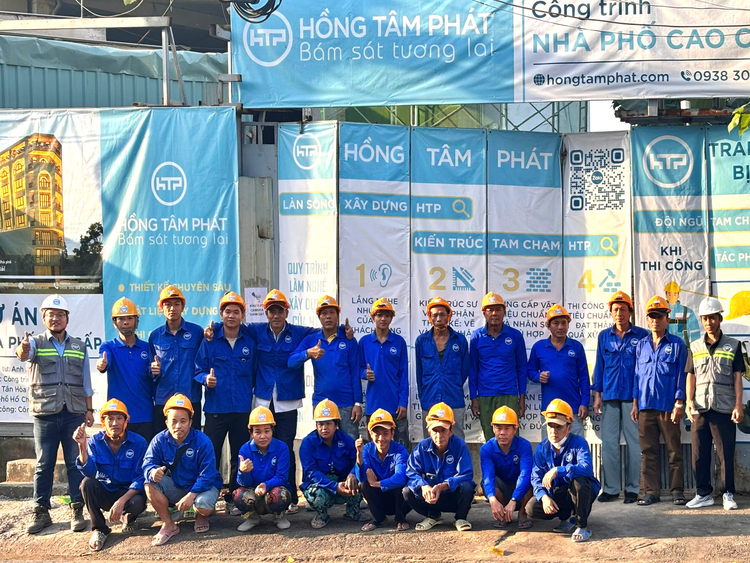 Nhân viên Hồng Tâm Phát bảo trì nội thất