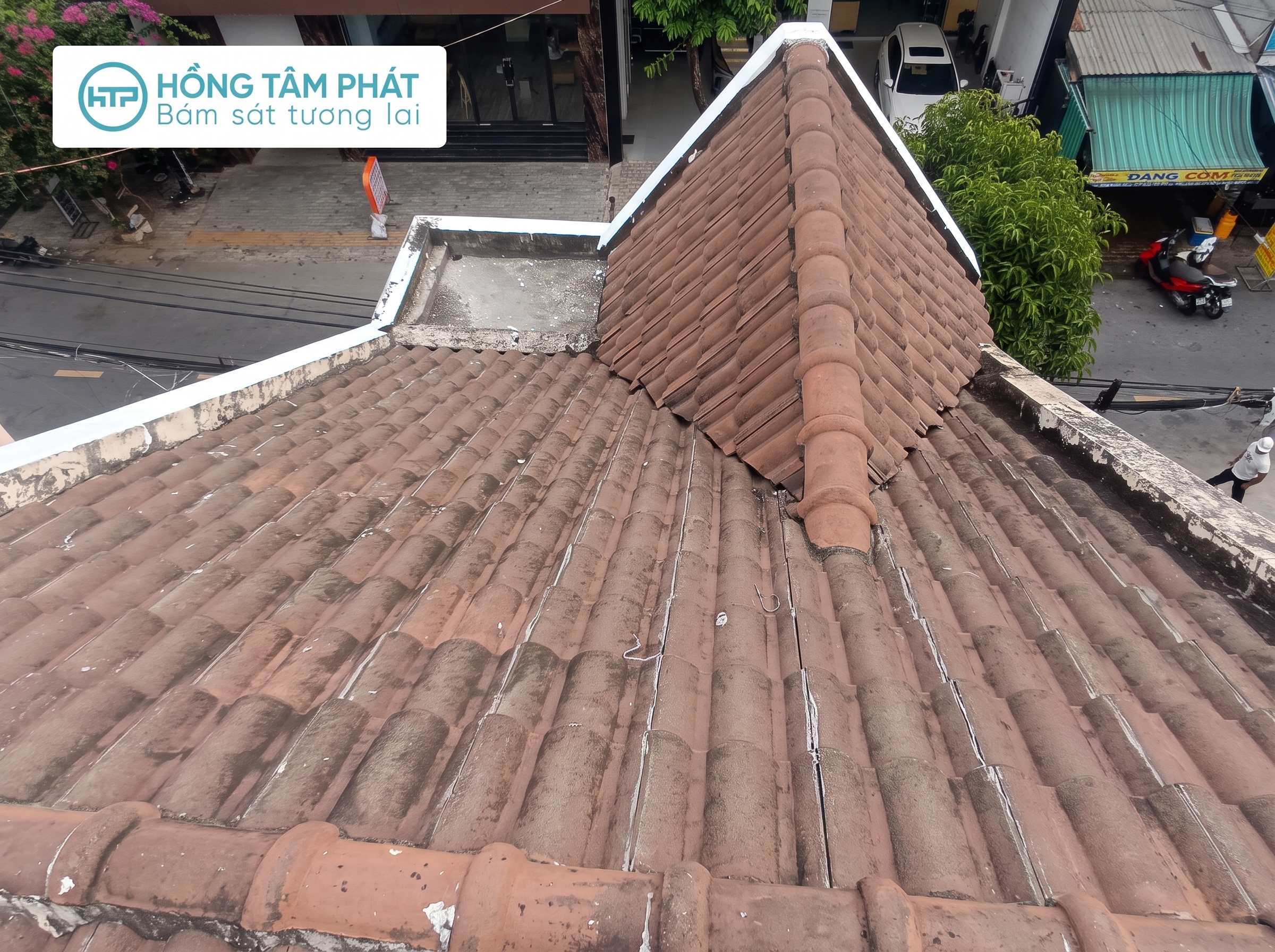 Cẩm nang về 10 vấn đề về mái ngói làm giảm tuổi thọ nhà.