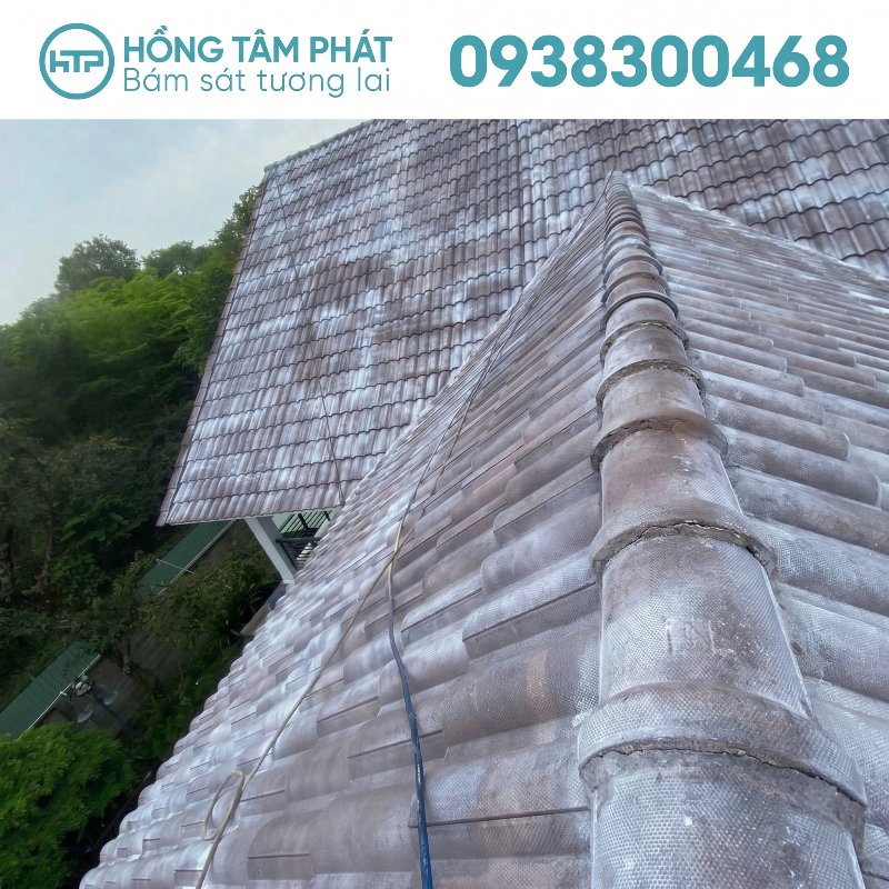 Kỹ thuật Thi Công Sơn Mái Ngói Tại Long An đảm bảo lớp sơn đều màu, láng mịn. 