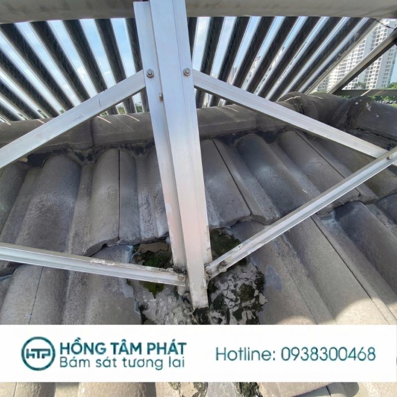 Công trình hoàn mỹ nhờ giải pháp Thi Công Sơn Mái Ngói Tại Tiền Giang chuyên sâu.