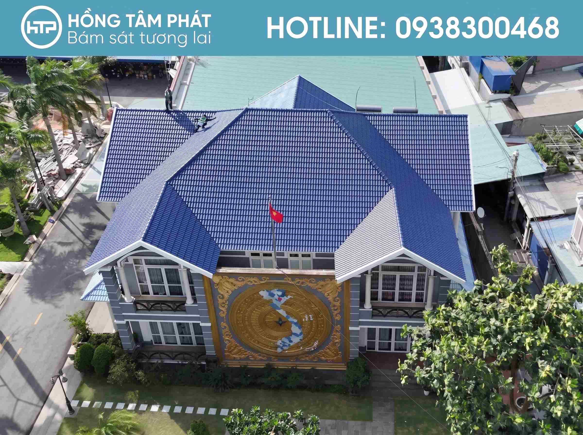 Dịch vụ sơn mái ngói biệt thự quận 12 giúp nâng tầm vẻ đẹp sang trọng.