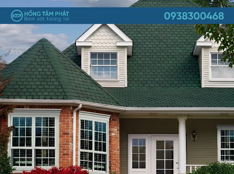 Chiêm ngưỡng thiết kế mái ngói đẹp đẳng cấp của căn biệt thự hiện đại.
