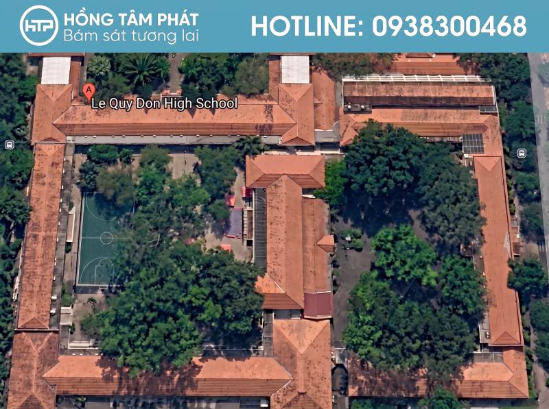 Việc bảo trì mái ngói kịp thời sẽ giữ trọn vẻ đẹp ban đầu của mái.