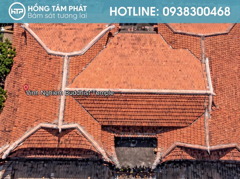 Ngôi nhà cổ trở nên kiên cố hơn nhờ dự án phục hồi mái ngói kịp thời.
