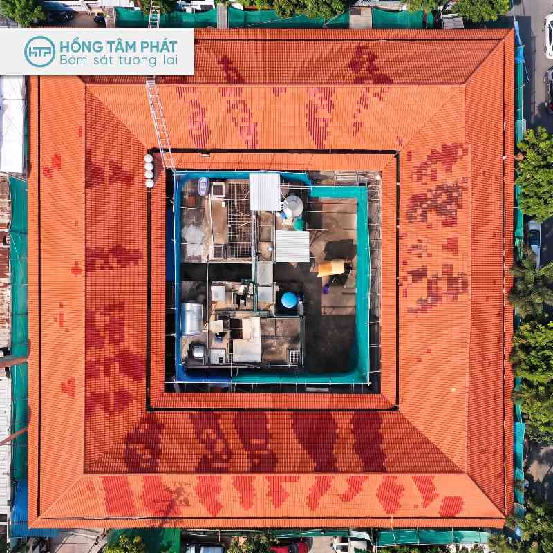 Bảng màu sơn mái ngói đẹp 2026 phù hợp cả nhà phố lẫn biệt thự.