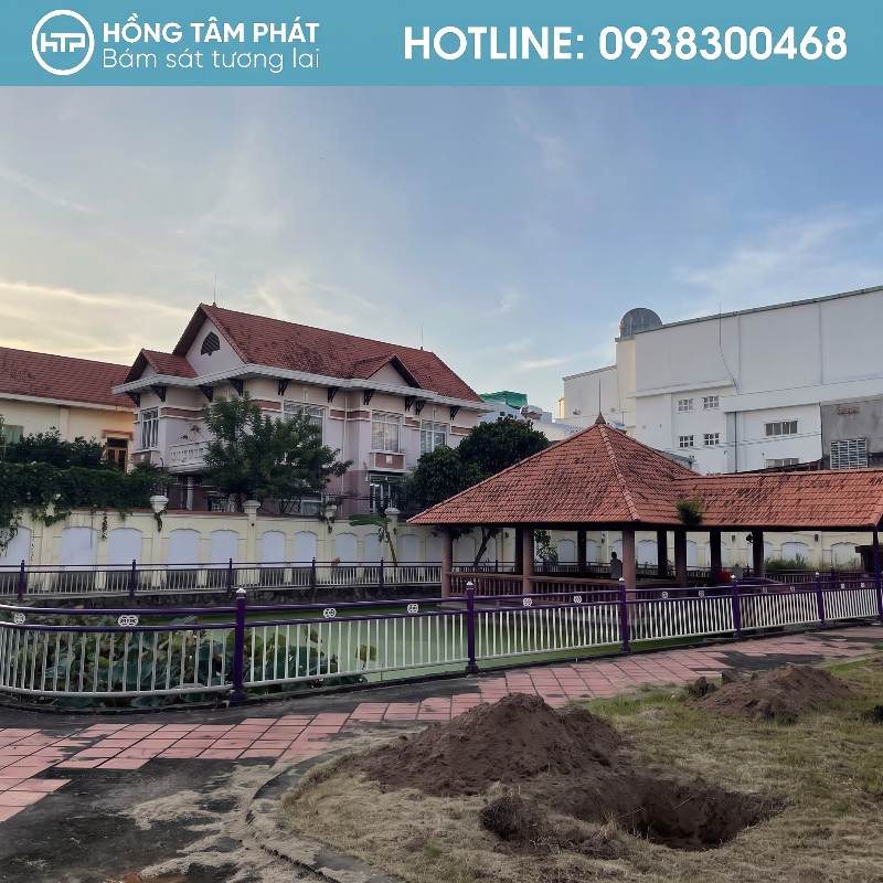 Thiết kế đúng tiêu chuẩn mái ngói sẽ ngăn chặn tình trạng thấm dột.