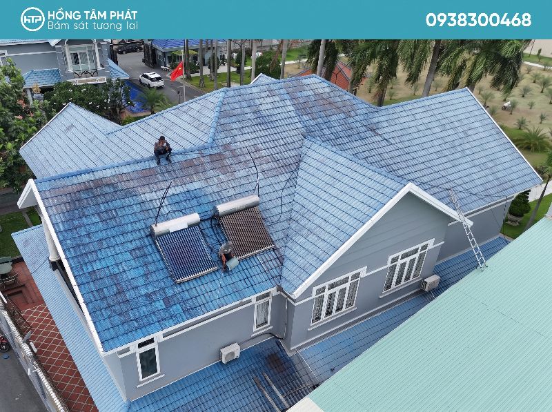 Hotline 0938300468 nhận Vệ Sinh Mái Ngói biệt thự bằng hóa chất thân thiện.