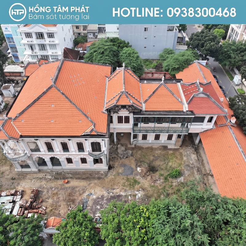 Nét đẹp phóng khoáng từ mái ngói biệt thự đẹp