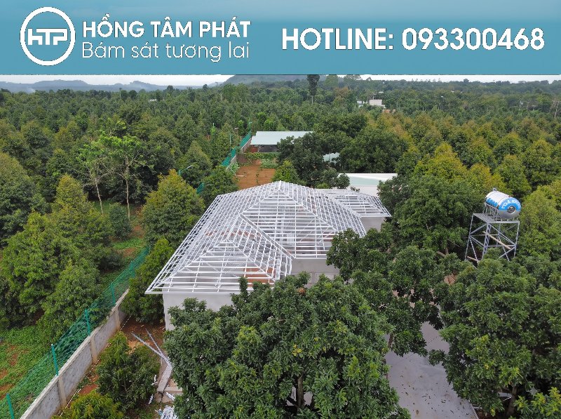Quy trình Thi Công Lợp Ngói Mới đạt chuẩn kỹ thuật, an toàn tuyệt đối.