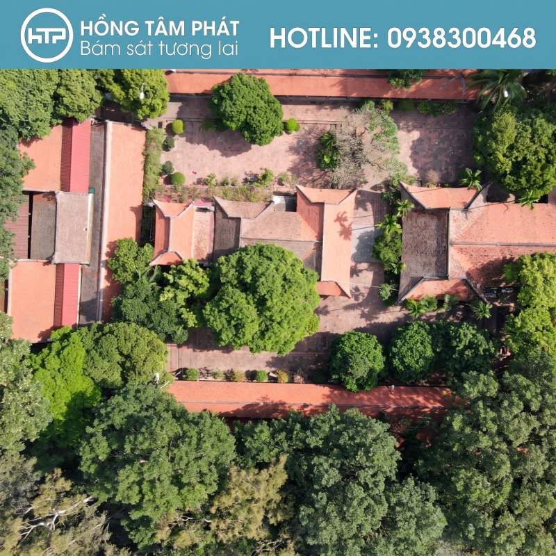 Chuyên gia tư vấn có nên sơn mái ngói không cho công trình xuống cấp.