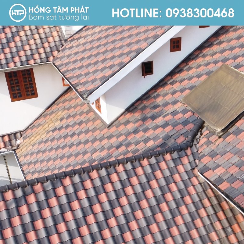 Bảng giá làm mái ngói biệt thự đẹp tại TP.HCM rất hợp lý.