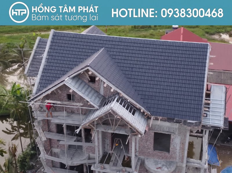 Hồng Tâm Phát cam kết Thi Công Mái Ngói Biệt Thự đúng tiến độ hợp đồng.