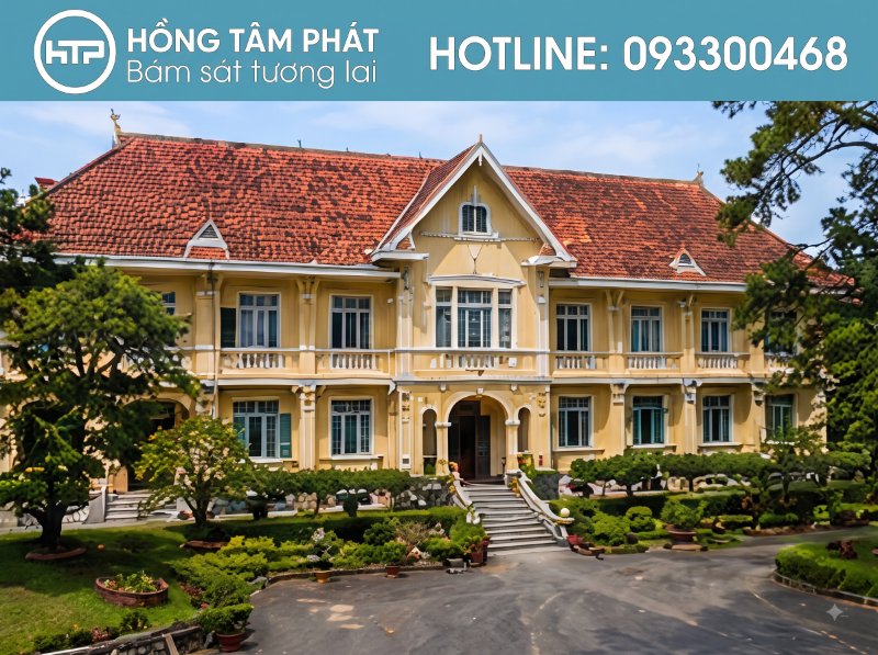 Ngôi nhà đẹp hoàn hảo sau Sơn Phục Hồi Mái Ngói Tại Lâm Đồng.