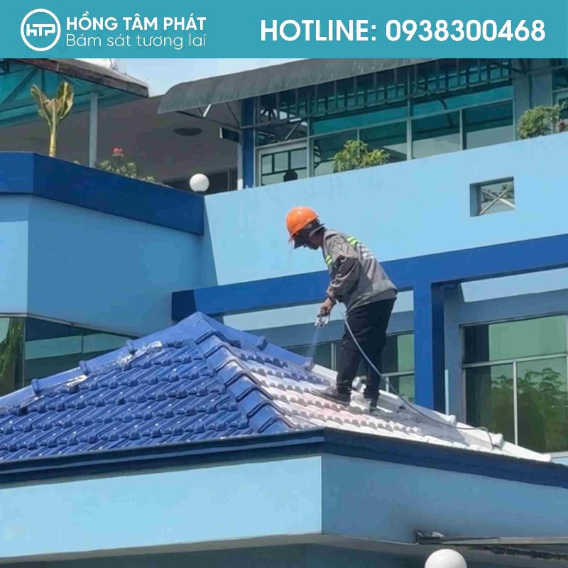 Mái nhà xanh hơn nhờ có chuyên gia phục hồi mái ngói chương 12.