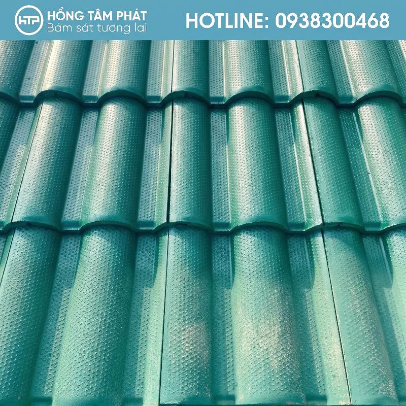 Mái Ngói Biệt Thự Tại Thủ Đức như mới sau khi phun sơn bóng.