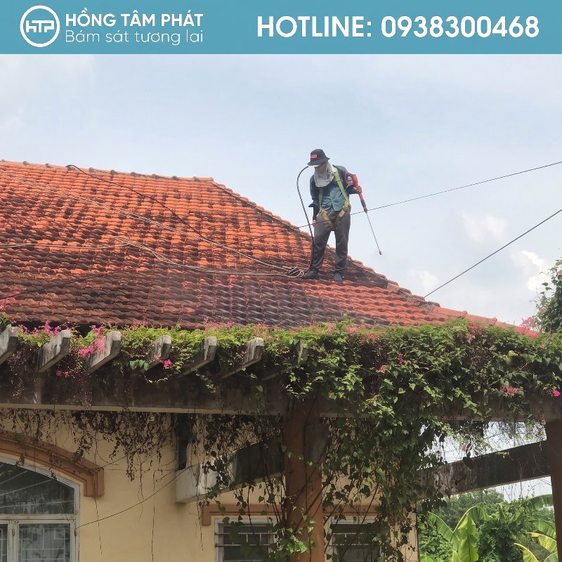 Hồng Tâm Phát nhận Sơn Phục Hồi Mái Ngói Bình Phước giá cạnh tranh.