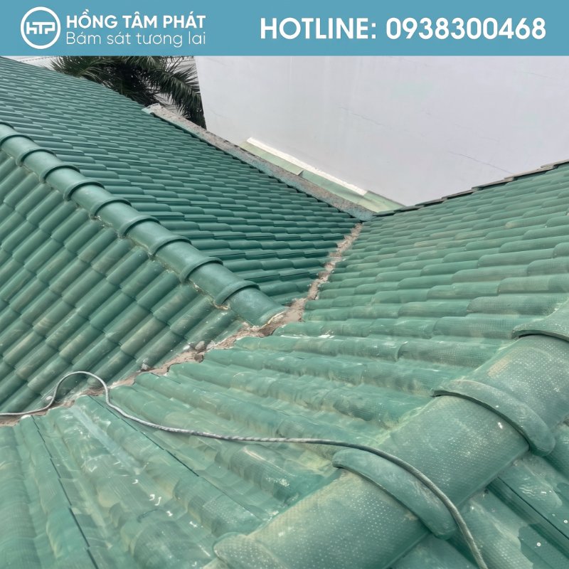 Hồng Tâm Phát thi công sơn Mái Ngói Biệt Thự Tại Thủ Đức uy tín.
