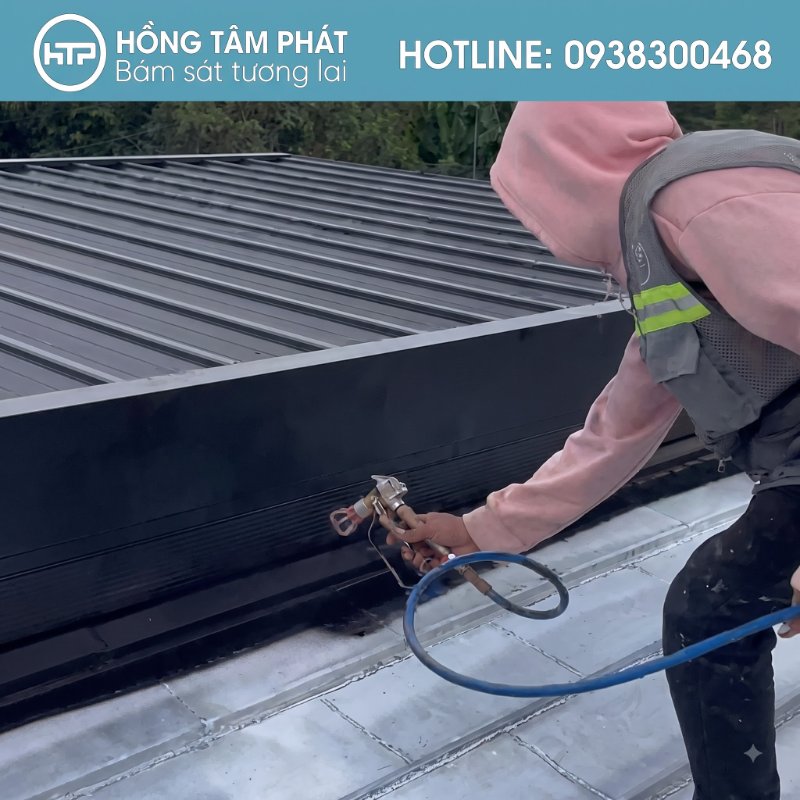 Hạ nhiệt và ngăn dột nhờ Chống Nóng & Chống Thấm Mái Ngói hiệu quả.