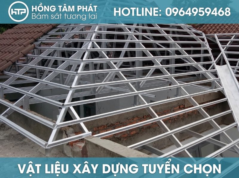 Lựa chọn mái ngói khung kèo thép nhẹ mang lại độ an toàn và ổn định cao cho nhà.