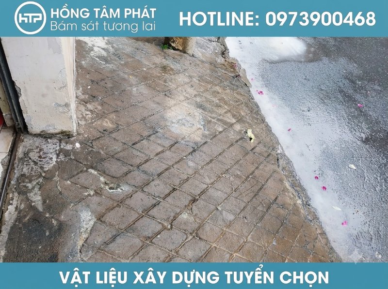 Khám phá khái niệm hóa chất tẩy rong rêu là gì cùng quy trình sử dụng an toàn.