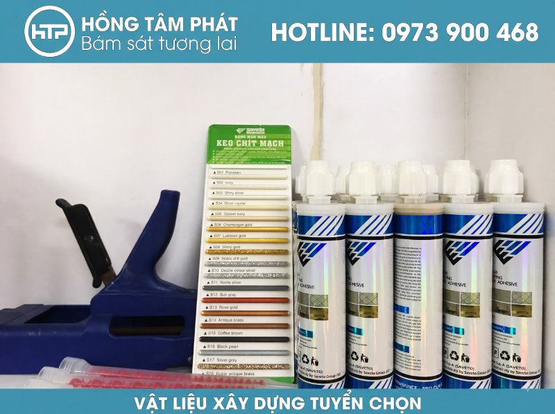 Bảng giá keo Saveto được niêm phong minh bạch cho mọi khách hàng xem.