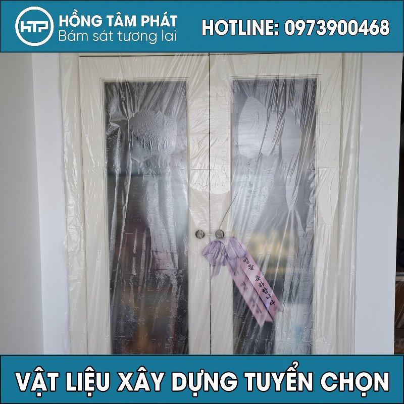 Nilon bảo vệ đồ nội thất dẻo dai che kín từ tủ quần áo đến kệ tivi phòng khách.
