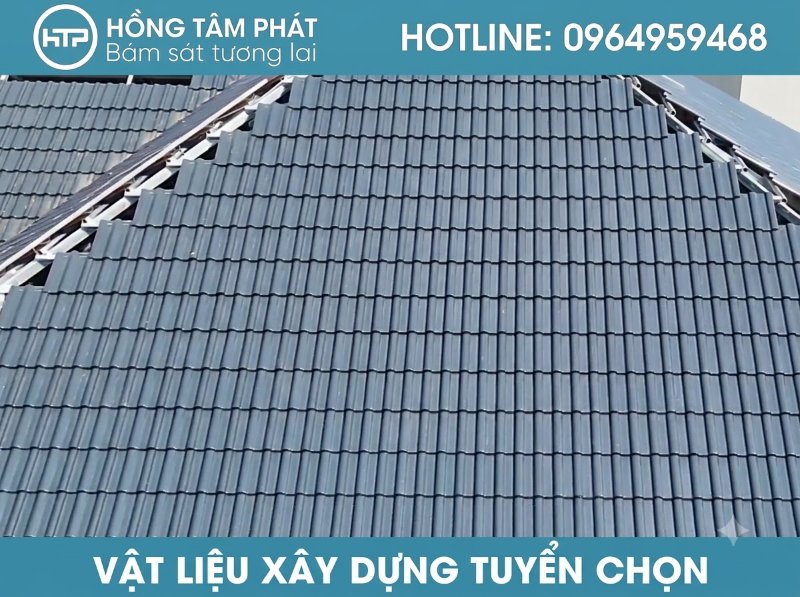 Chuyên lắp đặt mái ngói khung kèo sắt hộp dày dặn, an toàn tuyệt đối mùa mưa.