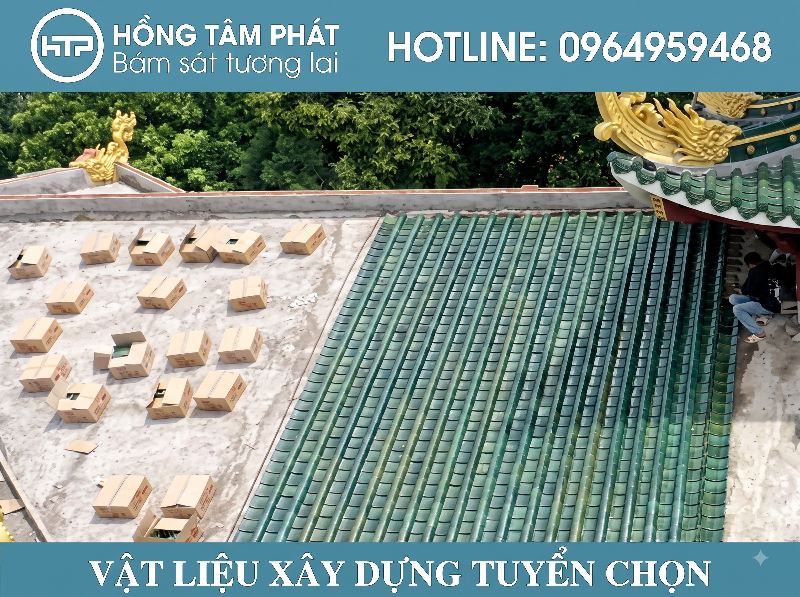 Đội ngũ thợ thi công ngói âm dương đẹp giàu kinh nghiệm thực chiến lâu năm.