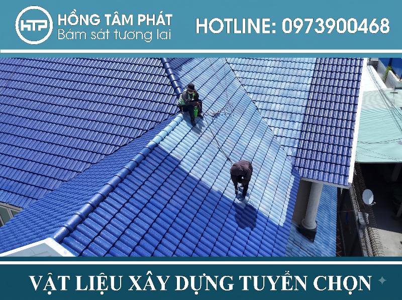 Kiểm tra chất lượng từng bước trong Quy Trình Sơn Mái Ngói Terraco tại HTP.