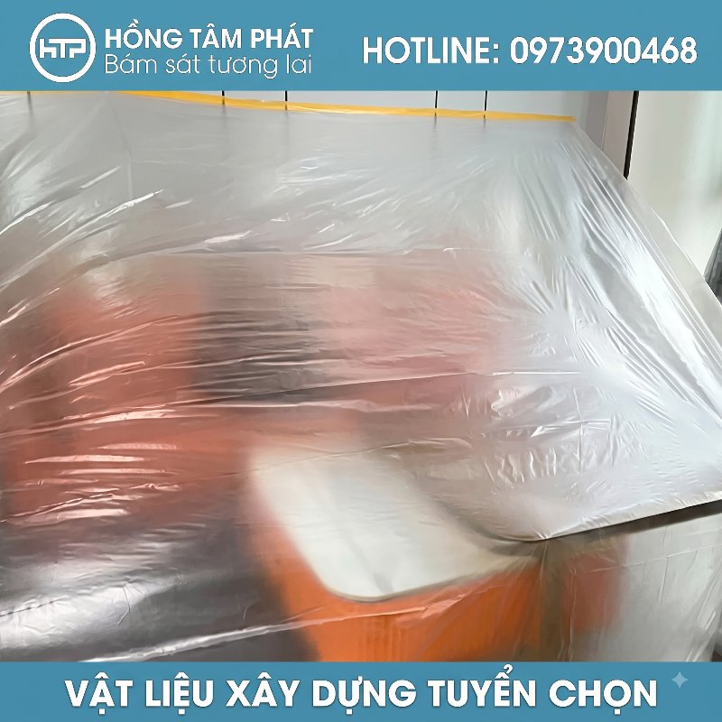 Không lo bám bẩn đồ gỗ cao cấp khi đã phủ kín Màng che bụi nội thất này.