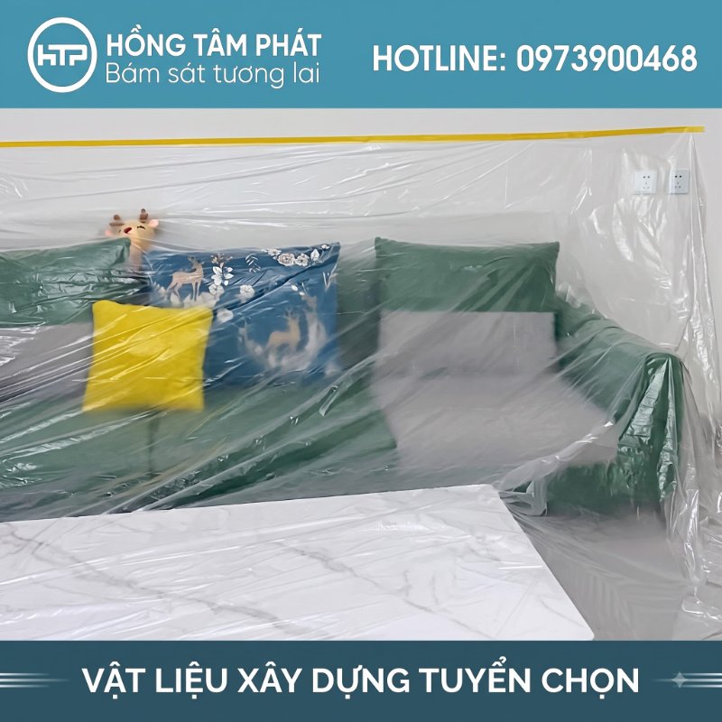 Cuộn Màng nilon che bụi vệ sinh thiết kế phễu hứng nước tiện lợi khi thao tác.