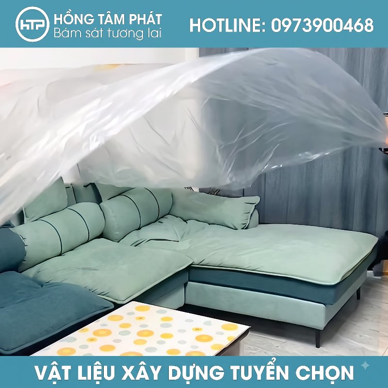 Dùng Màng che bụi nội thất bọc sofa bàn ghế khi sửa chữa nhà cửa rất tiện.